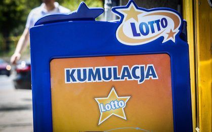 Pierwsze hipermarkety z Lotto przy kasie