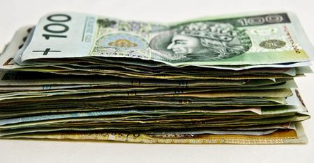 Ponad 4,4 tys. zł - to najlepsza polska przeciętna pensja