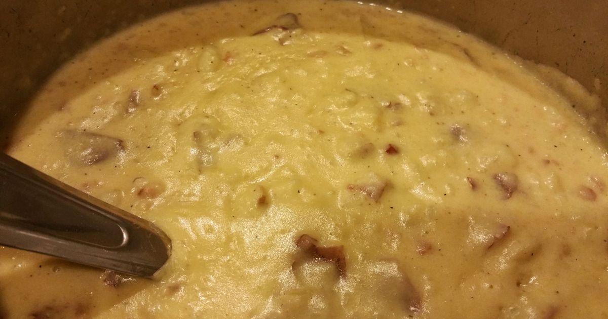 Rozgrzewająca zupa z ziemniaków - Pyszności; foto: Canva