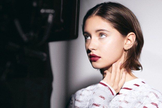 Iris Law w nowej kampanii Burberry