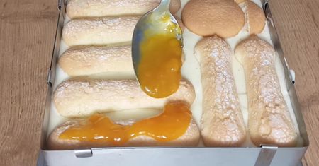 Ciasto bez pieczenia Afrodyta jest idealne na każdą okazję. Przygotujesz je w kilka chwil