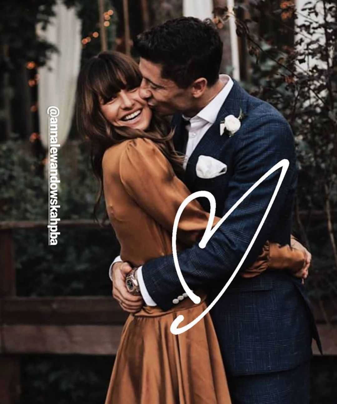 Anna Lewandowska i Robert Lewandowski na ślubie Tomasza Zawiślaka