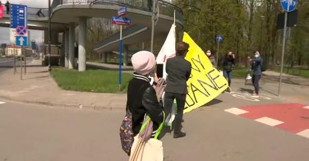 Aktywiści Extinction Rebellion zablokowali ulice w Warszawie