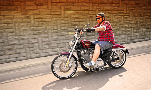 Harley-Davidson Sportster 72: cofnąć się w czasie