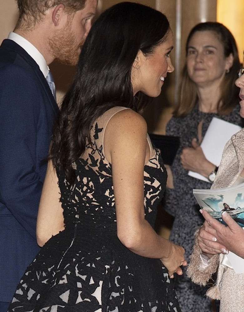 Meghan Markle w kreacji Oscar de la Renta