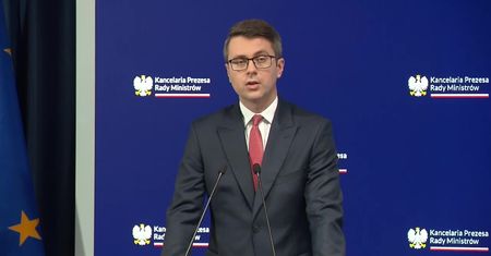 Rzecznik rządu o wstrzymaniu unijnych funduszy dla Polski: To nieprawdziwa informacja