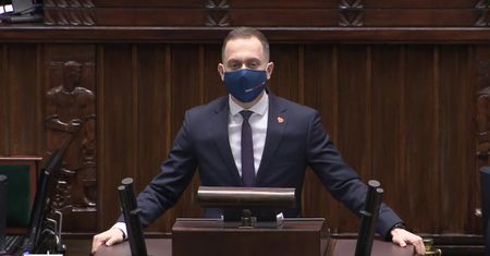 Poseł KO wymienił krewnych posłów PiS zatrudnionych w spółkach skarbu państwa.