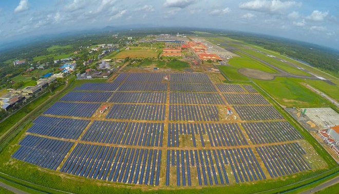 45 tys. paneli słonecznych jedynym źródłem zasilania lotniska