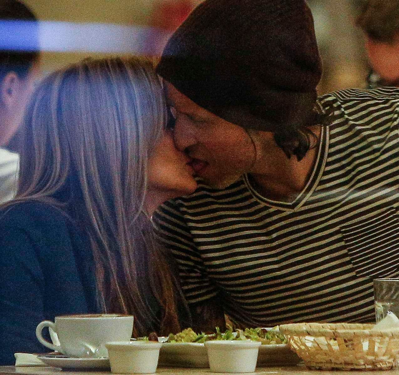 Małgorzata Rozenek i Radosław Majdan przyłapani na gorącym pocałunku