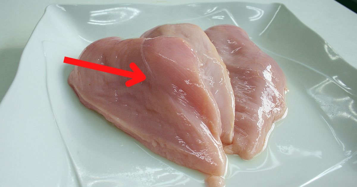 Świeże mięso z kurczaka- prosty poradnik jak rozpoznać je na pierwszy rzut oka