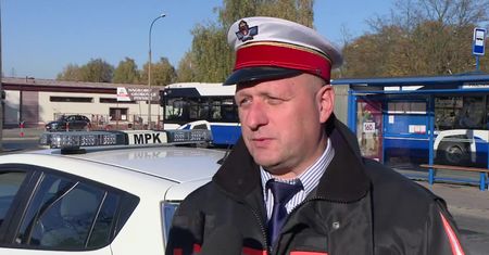 MPK w Krakowie: Sprawdzamy, czy osoby mają zasłoniętą twarz.