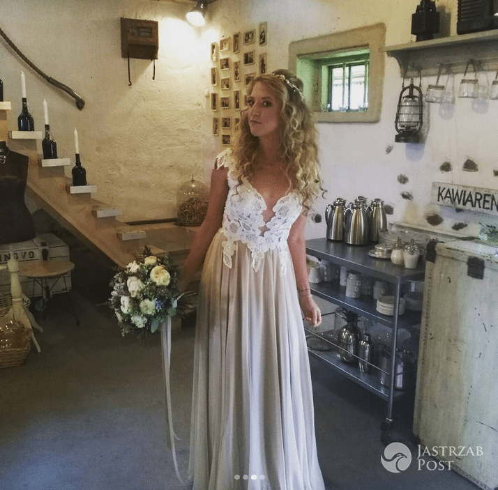 Lara Gessler w sukni ślubnej