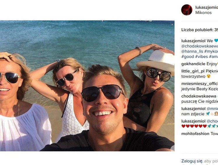 Ewa Chodakowska na Mykonos. Dołączyła do grupy przyjaciół