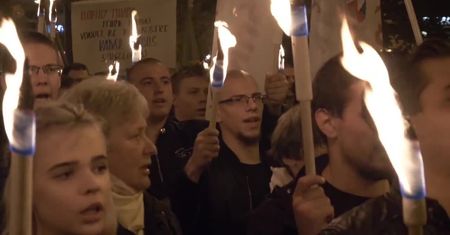 Nocny marsz z pochodniami w Budapeszcie. Uczczono pamięć Miklosa Horthy’eg