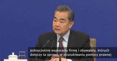 Szef MSZ Chin: Nie pozwolimy, aby Huawei poszedł na rzeź niczym milcząca owca