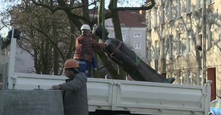 Pomnik ks. H. Jankowskiego w Gdańsku został zdemontowany. Rozebrali go fundatorzy z komitetu społecznego