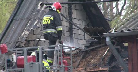 Pożar domu wielorodzinnego na Pomorzu