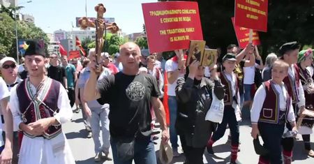 Pierwsza w historii Parada Równości w Macedonii Północnej. Marszowi towarzyszyła kontrmanifestacja
