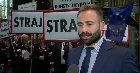 Strajk pracowników LOT-u