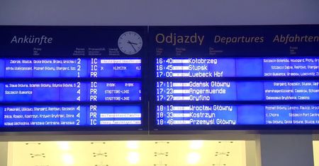 Na dworcu w Szczecinie zegary cofnęli już rano