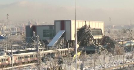 Co najmniej cztery osoby zginęły, a 43 zostały ranne w katastrofie kolejowej w Turcji