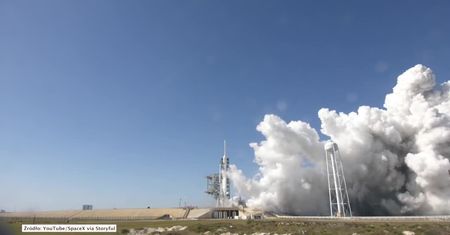 Przed startem najpotężniejszej rakiety świata. Falcon Heavy ma pomóc skolonizować Marsa