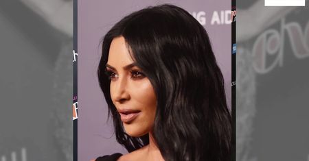 Kim Kardashian sprzedaje kwiatowe świece z okazji urodzin Kris