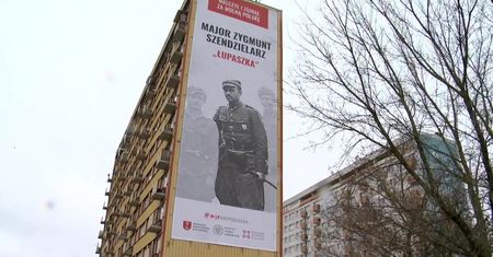 Banery ku czci “Łupaszki” zawisły w Białymstoku