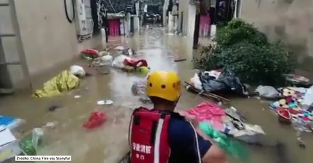 Powodzie na wschodzie Chin. Wiele ofiar i zaginionych