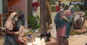 Maryja szyje maseczki, a Jezus przyjmuje szczepionkę. Bożonarodzeniowa szopka z Hiszpanii