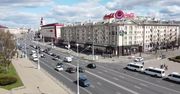 W czasie pandemii koronawirusa życie na Białorusi toczy się normalnie. Na ulicach Mińska panuje nawet spory ruch