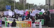 Islamiści obrzucili feministki kamieniami podczas demonstracji w Pakistanie. Siedem osób zostało rannych