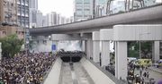 Gaz łzawiący na ulicach Hongkongu. Policja w Hongkongu rozpędziła demonstrację