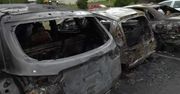 Ponad 100 samochodów spłonęło w nocy w Szwecji. Zorganizowana seria podpaleń zamaskowanej młodzieży