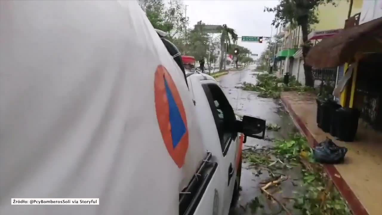 Burza tropikalna Zeta dotarła do wybrzeży Meksyku