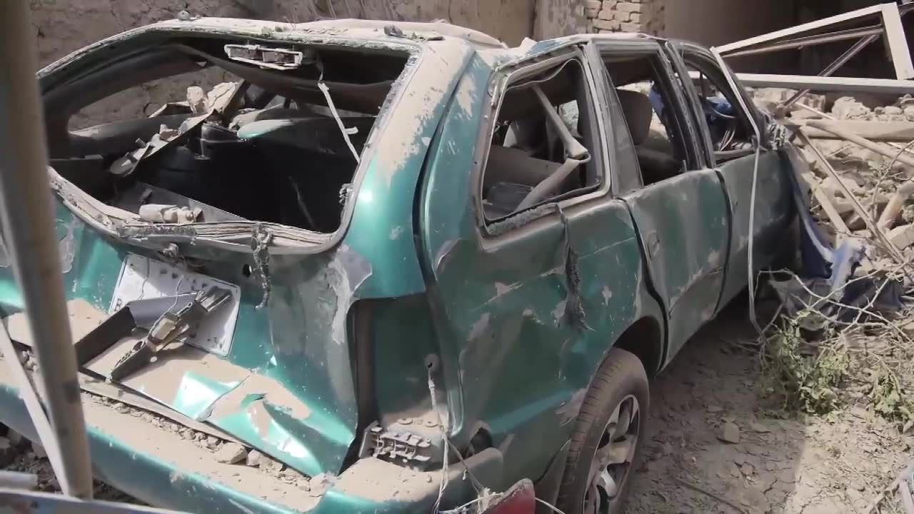 Sześć osób nie żyje, a co najmniej 30 jest rannych po eksplozji samochodu pułapki w Afganistanie