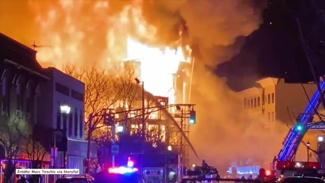 Duży pożar na placu budowy w stanie New Jersey. Spłonęło kilka budynków