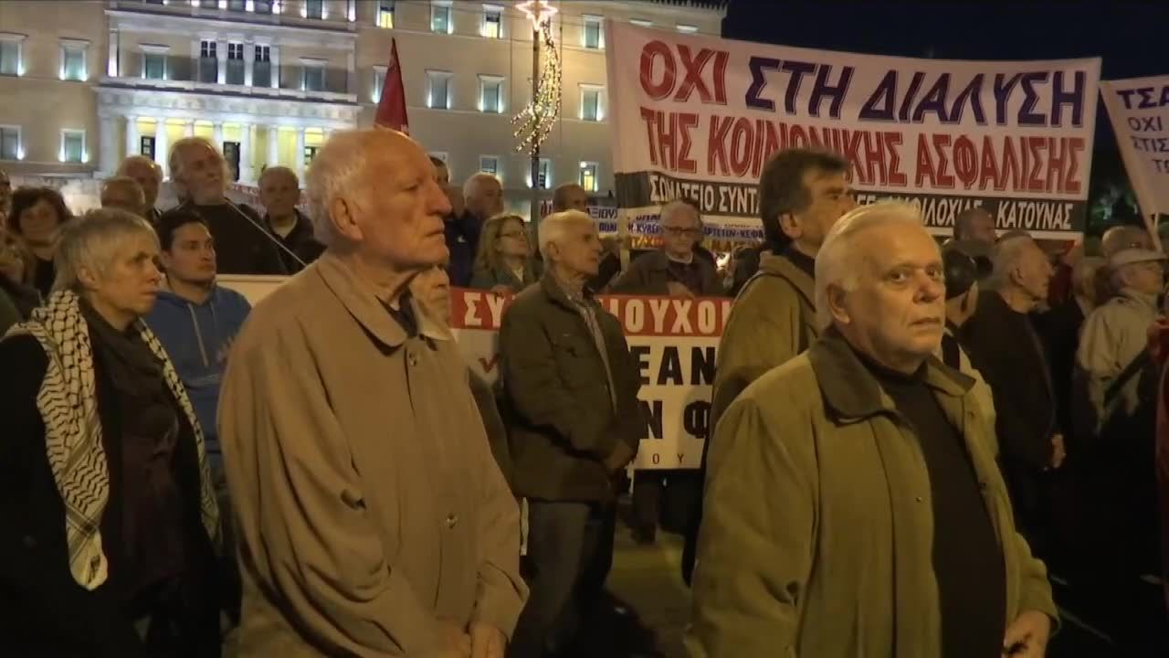 Grecki rząd chce obniżyć wysokość świadczeń, emeryci rozpoczęli protesty