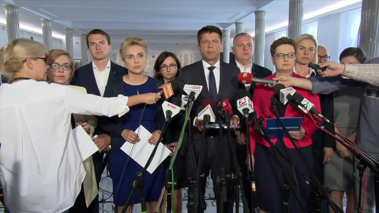 R. Petru: Wzywamy do stworzenia frontu demokratycznego wobec zagrożenia demokracji