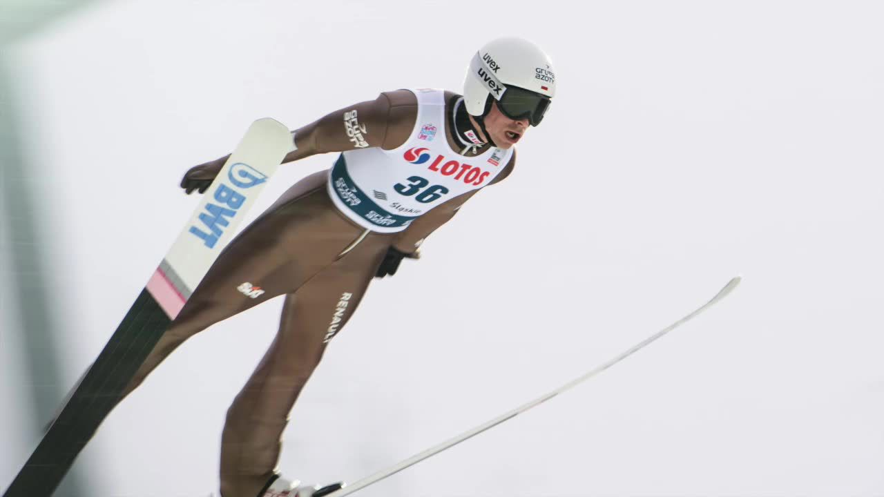 Kamil Stoch i Piotr Żyła na podium konkursu w Ruce! Pierwsze zwycięstwo w Pucharze Świata odniósł Ryoyu Kobayashi