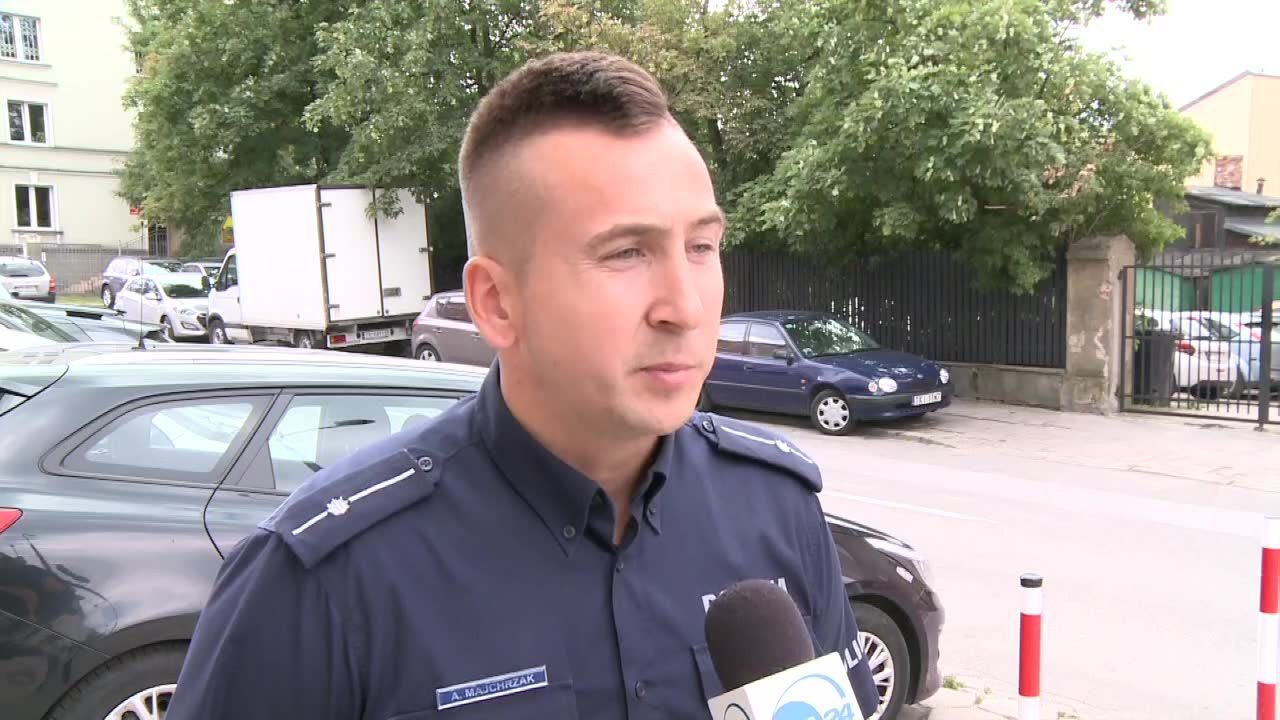 Uciekał przed policją, zostawiając za sobą kłęby dymu. “Był pod wpływem narkotyków”