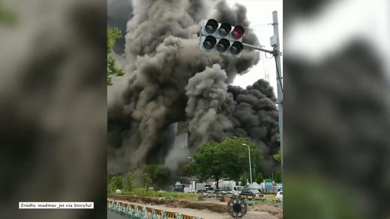 Tragiczny pożar na placu budowy w Tokio – 4 osoby nie żyją, a 40 rannych