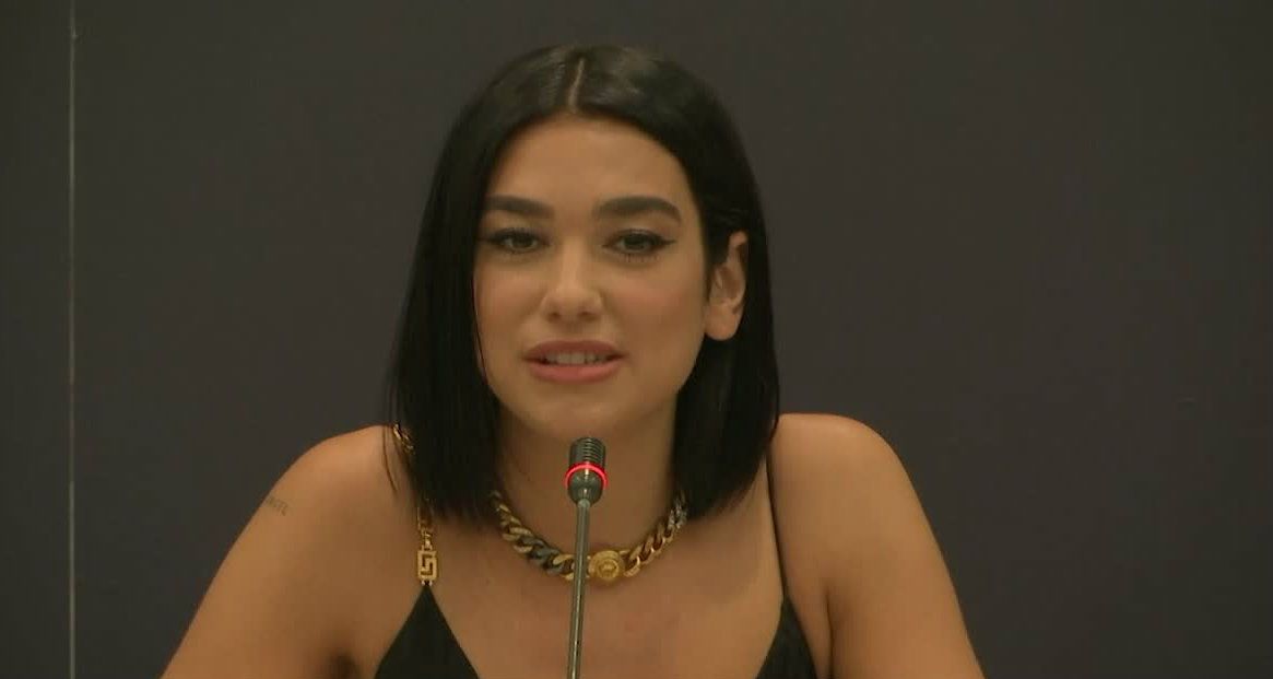 Dua Lipa: Dużo pracuję, żeby wypuścić coś nowego przed końcem roku. Możliwe, że zrobię coś z Miley Cyrus