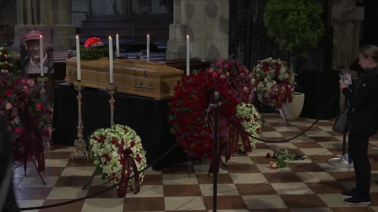 Rodzina, przyjaciele i kibice pożegnali Nikiego Laudę