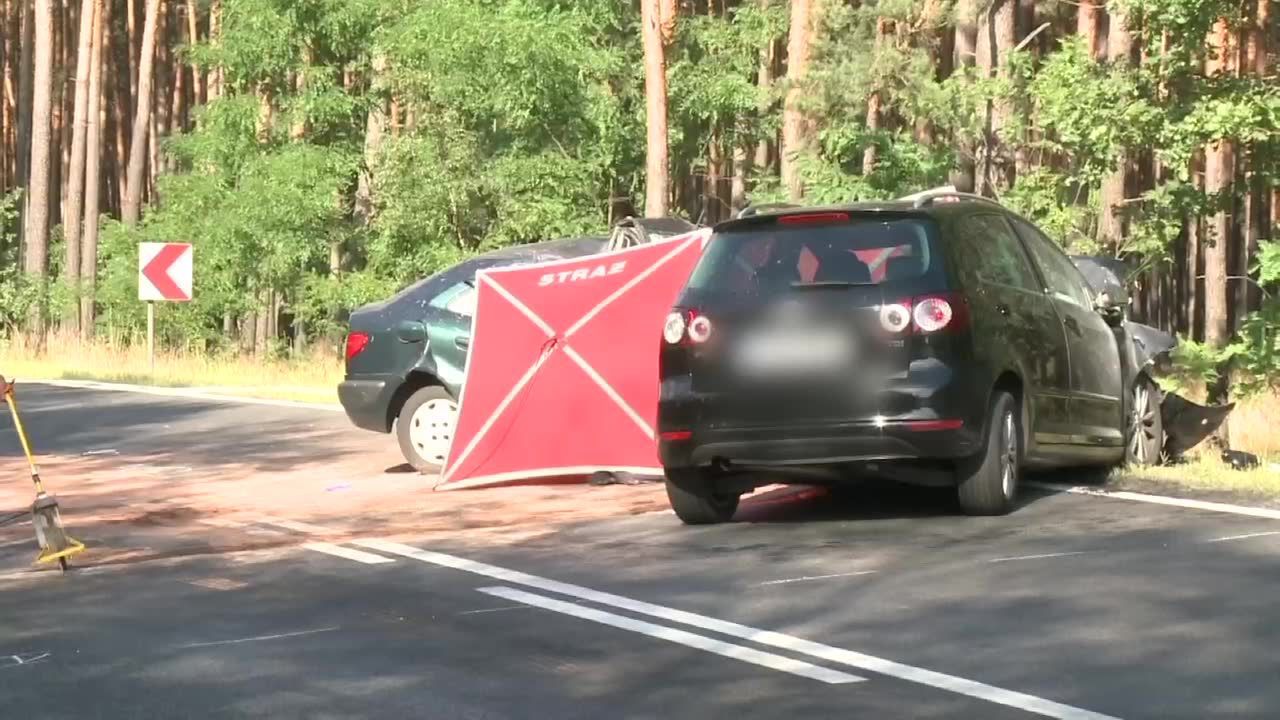 Czołowe zderzenie pod Zieloną Górą. Zginęły dwie osoby