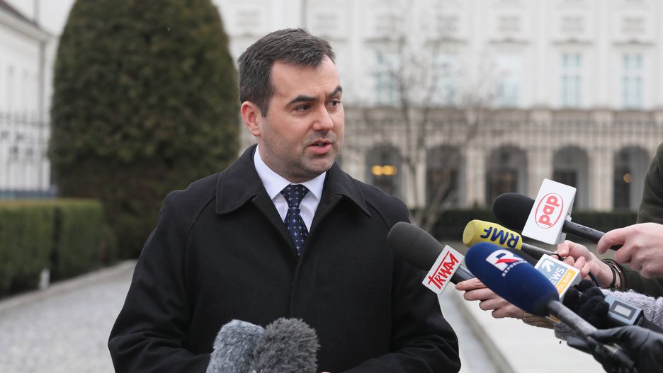 Rzecznik prezydenta Andrzeja Dudy Błażej Spychalski skomentował decyzję o przekazaniu 1,95 mld zł dla mediów publicznych.