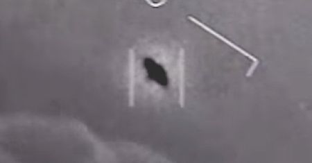 UFO istnieje? Marynarka wojenna USA przyznaje, że nagrania są prawdziwe