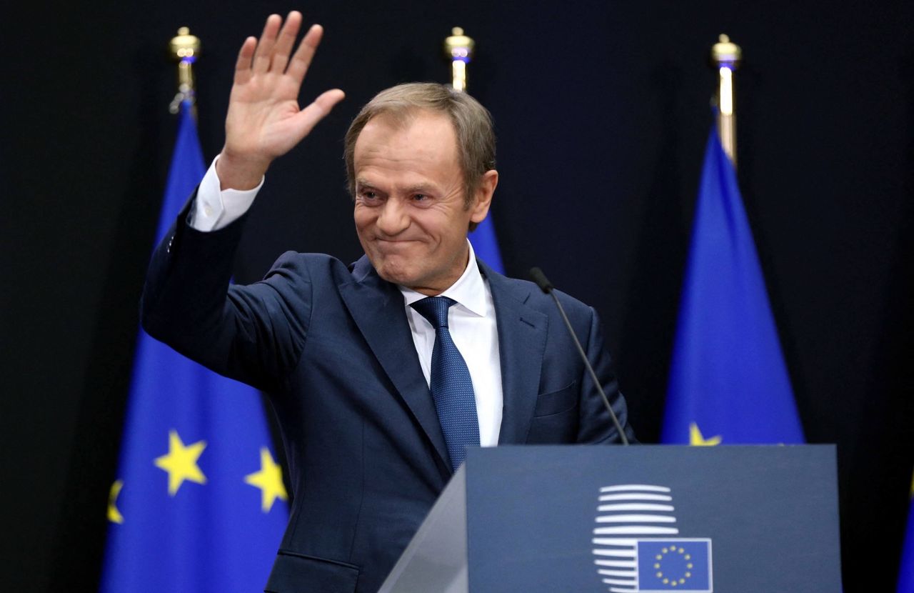 "Dzień dumy i radości". Donald Tusk o Oldze Tokarczuk