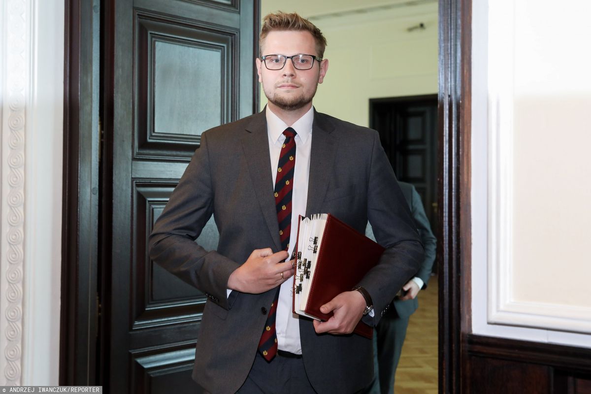 Media: 28-letni Michał Woś zostanie ministrem