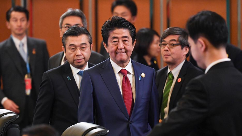 Konflikt na Bliskim Wschodzie. Premier Japonii Shinzo Abe zabiera głos.